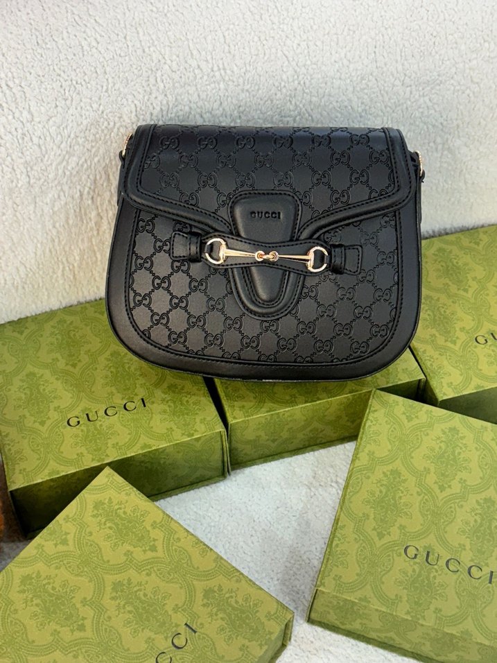 Gucci Çift Askılı ve Toka Detaylı Kadın Çantası - Görsel 2