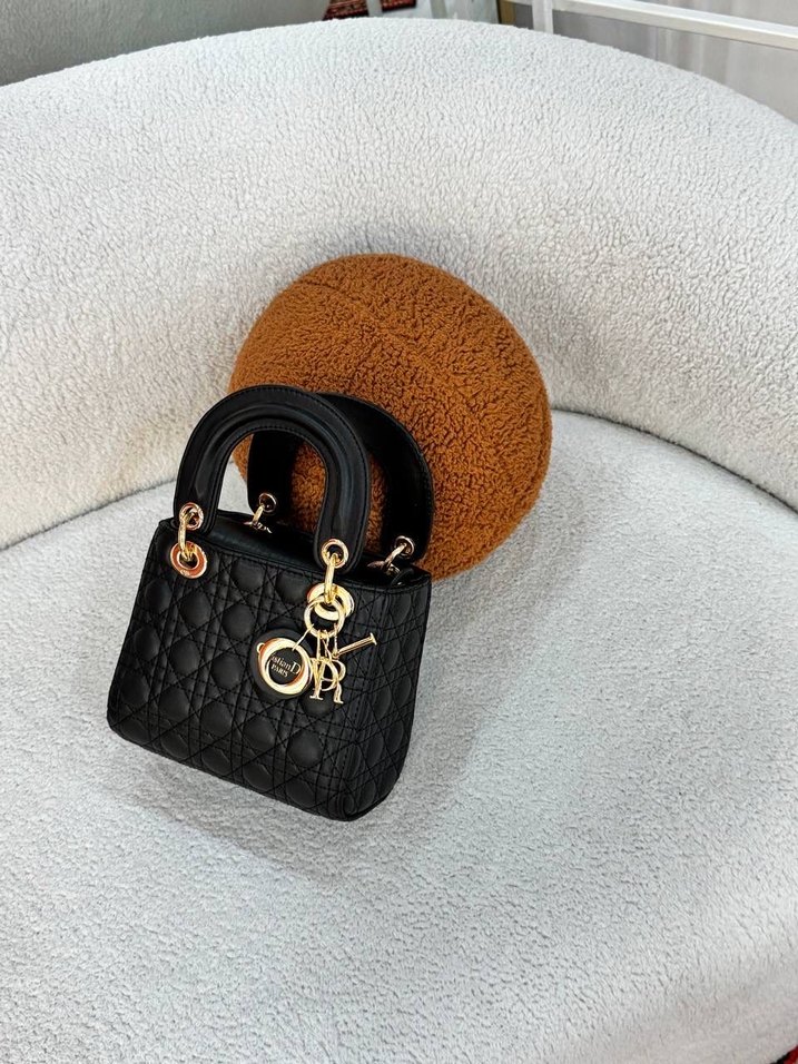 Klasik Siyah Desenli Kadın Çanta - Görsel 3