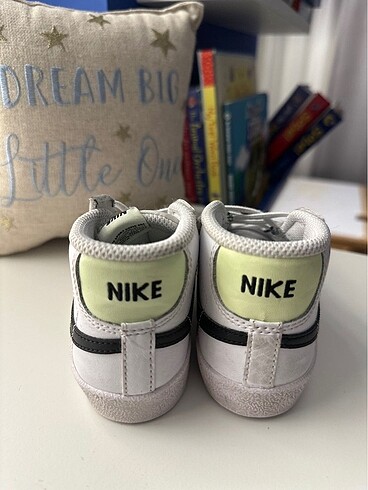 25 Beden Nike Blazer ayakkabı