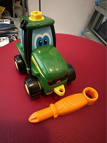  Beden John Deere tornavida traktör