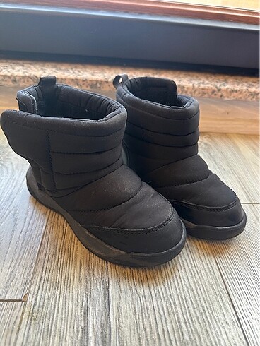 Zara çocuk bot