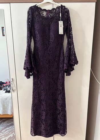 Uzun Kollu Mor Dantelli Gotik Abiye - Görsel 2