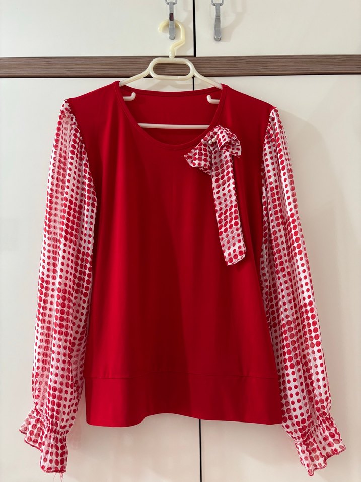 Kırmızı Fiyonklu Uzun Kollu Bluz - Görsel 2