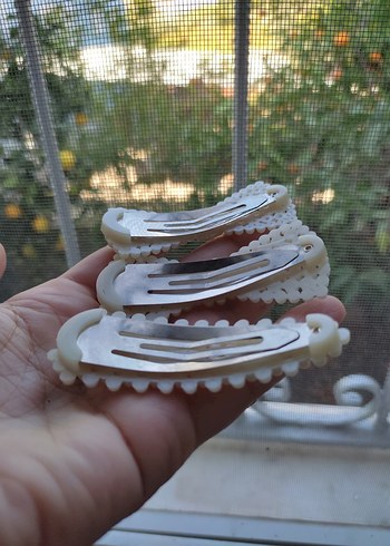 Beyaz İncili Toka Süsü - Görsel 3