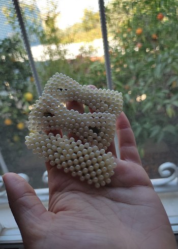 Beyaz İncili Toka Süsü - Görsel 2