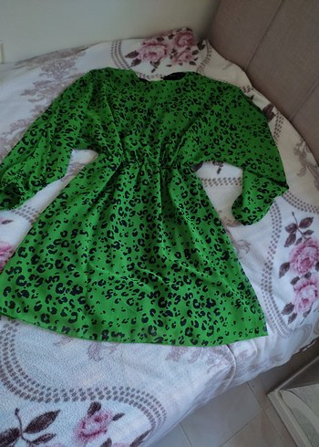 Yeşil Yılan Desenli Midi Kadın Elbise - Görsel 2