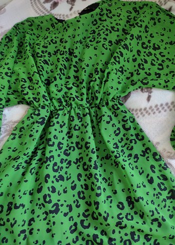 Yeşil Yılan Desenli Midi Kadın Elbise - Görsel 6