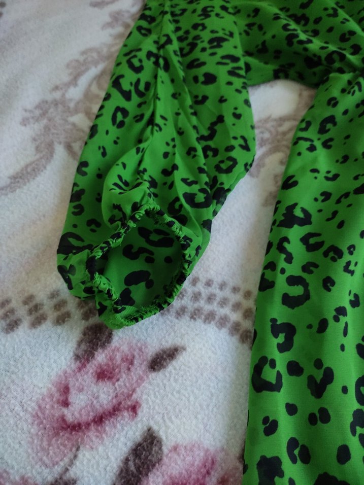 Yeşil Yılan Desenli Midi Kadın Elbise - Görsel 5