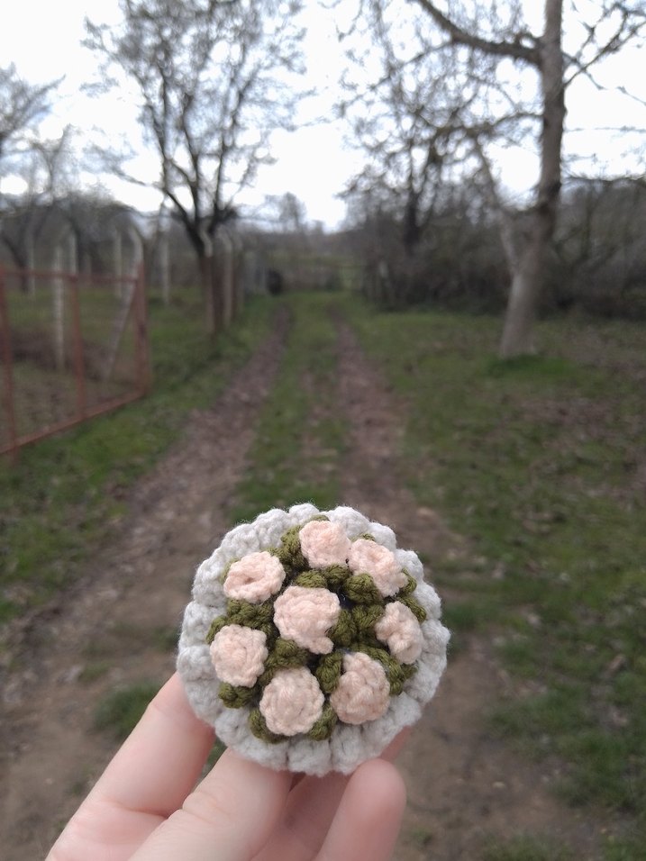 Bohem Kırmızı Çiçekli Örgü Anahtarlık - Görsel 5