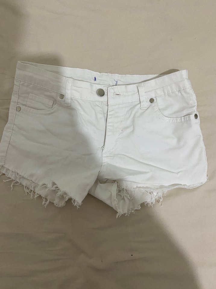 Beyaz Mini Pamuklu Kadın Kot Şort - Görsel 2