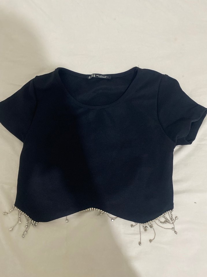 Siyah Kısa Kollu Seksi Crop Top - Görsel 3