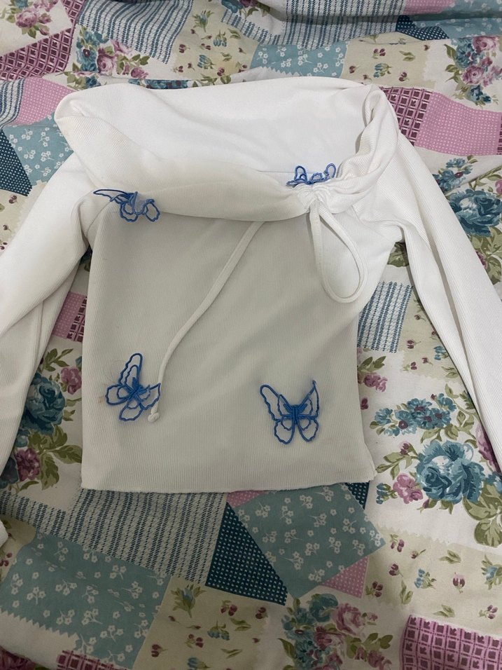 Nakışlı Beyaz Straplez Uzun Kollu Bluz - Görsel 3