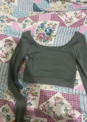 Gri Kadın Triko Crop Top, Uzun Kollu, Kayık Yaka - Görsel 2