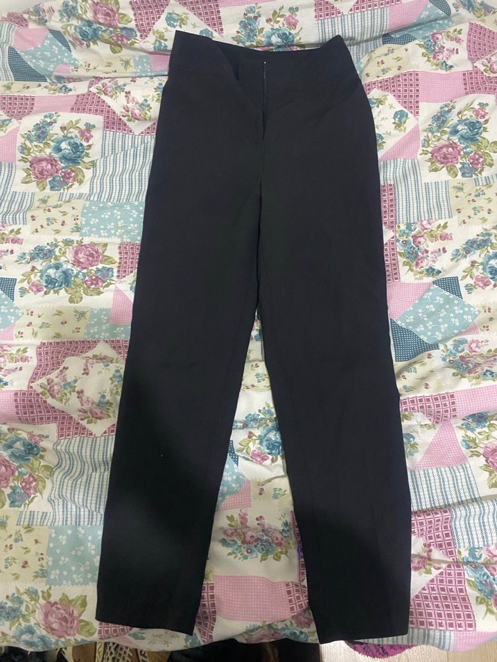 Düğmeli Siyah Kadın Kumaş Pantolon - Görsel 3