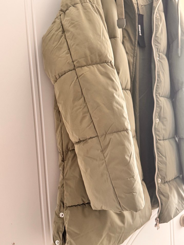 Yeşil kadın şişme mont - Görsel 3