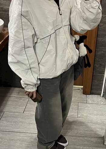 Bershka yağmurluk - Görsel 4