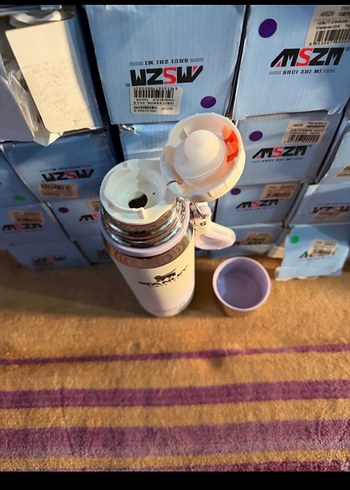 Çocuklar için Pembe Paslanmaz Çelik Termos 700 ML - Görsel 4