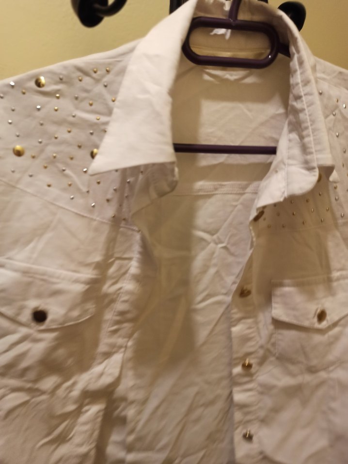 Düğmeli Beyaz Pamuklu Uzun Kollu Gömlek - Görsel 2