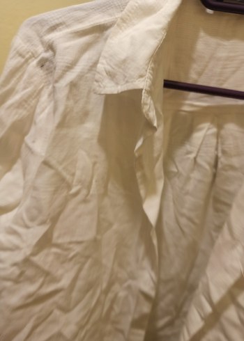 Düğmeli Beyaz Keten Kadın Gömlek - Görsel 3