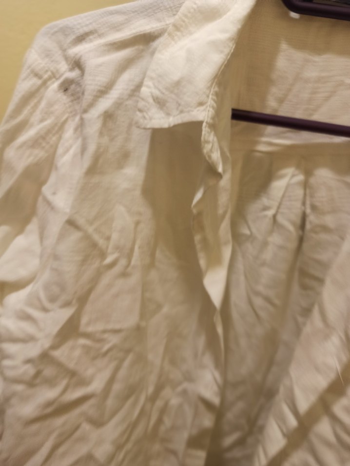 Düğmeli Beyaz Keten Kadın Gömlek - Görsel 3