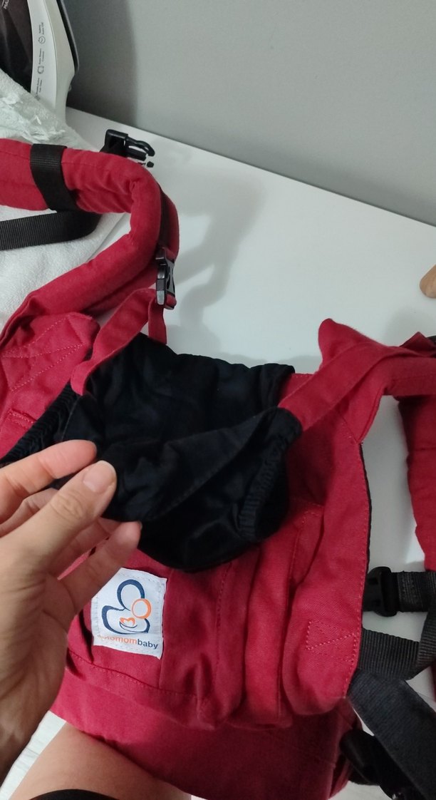 Koyu Kırmızı Bebek Taşıyıcı - Görsel 3