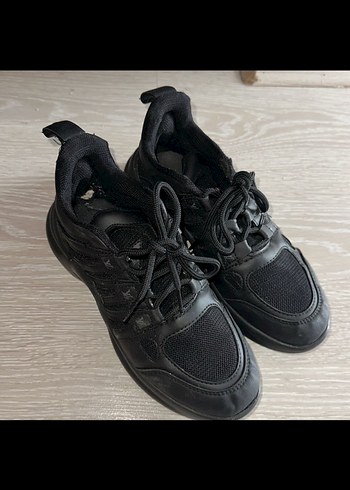 Siyah Bağcıklı Stiletto Topuklu Spor Ayakkabı - Görsel 3