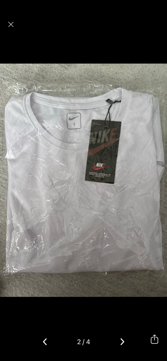 Nike Beyaz Erkek Kısa Kollu Tişört - Görsel 2