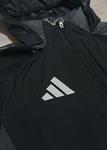 Orijinal Adidas Audi F1 Takımı Yağmurluk Rüzgarlık - Görsel 7