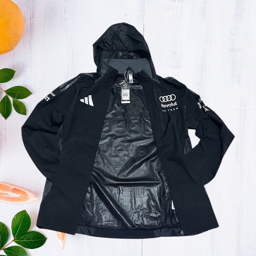Orijinal Adidas Audi F1 Takımı Yağmurluk Rüzgarlık - Görsel 3