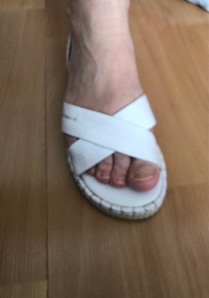 Beyaz Kadın Dolgu Topuklu Sandalet - Görsel 3