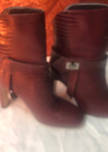 KahveYılan Desenli Deri Stiletto Bot - Görsel 2