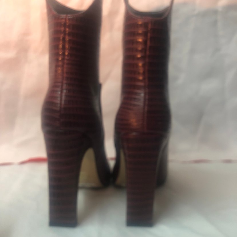 KahveYılan Desenli Deri Stiletto Bot - Görsel 4