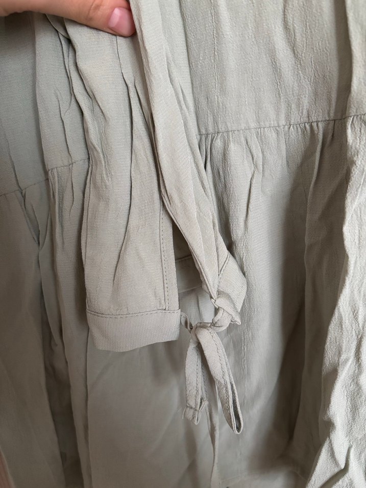 Düğmeli V Yakalı Uzun Keten Tunik - Görsel 3