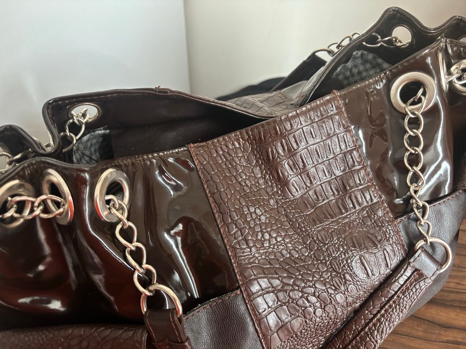 Kahverengi Deri Zincir Detaylı Çanta - Görsel 5