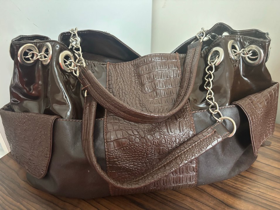 Kahverengi Deri Zincir Detaylı Çanta - Görsel 2