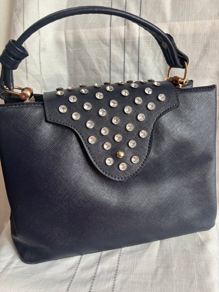 Kemerli lacivert Deri Kadın Çantası - Görsel 2