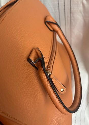 Camel Deri Tokalı Kadın Çanta - Görsel 4