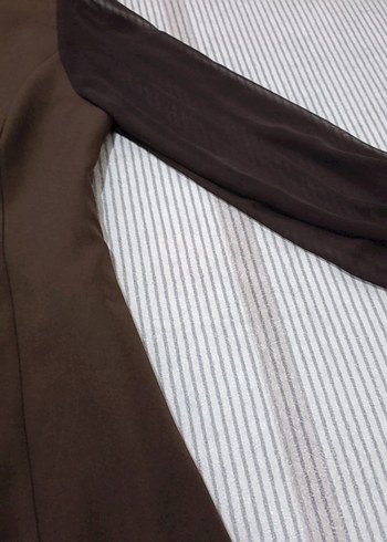 Kahverengi Uzun Düğmeli İş Kadın Ceketi - Görsel 3