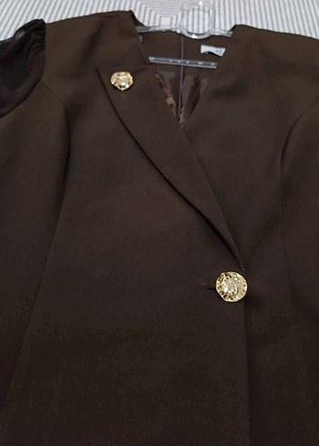 Kahverengi Uzun Düğmeli İş Kadın Ceketi - Görsel 6