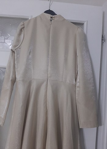 Uzun Kollu Bej İşlemeli Abiye Elbise - Görsel 9