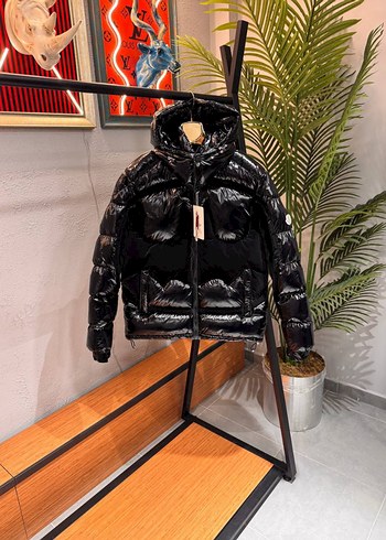 Moncler m