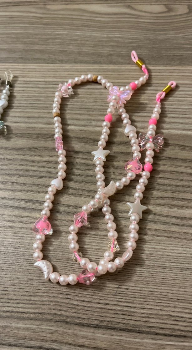 Pembe Boncuklu Kelebekli Kulaklık Zinciri - Görsel 3