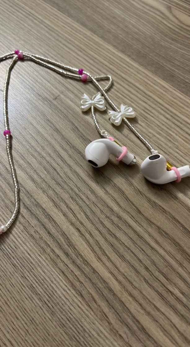 Pembe Boncuklu Çocuk Kulaklık Zinciri
Gözlük ipi - Görsel 5