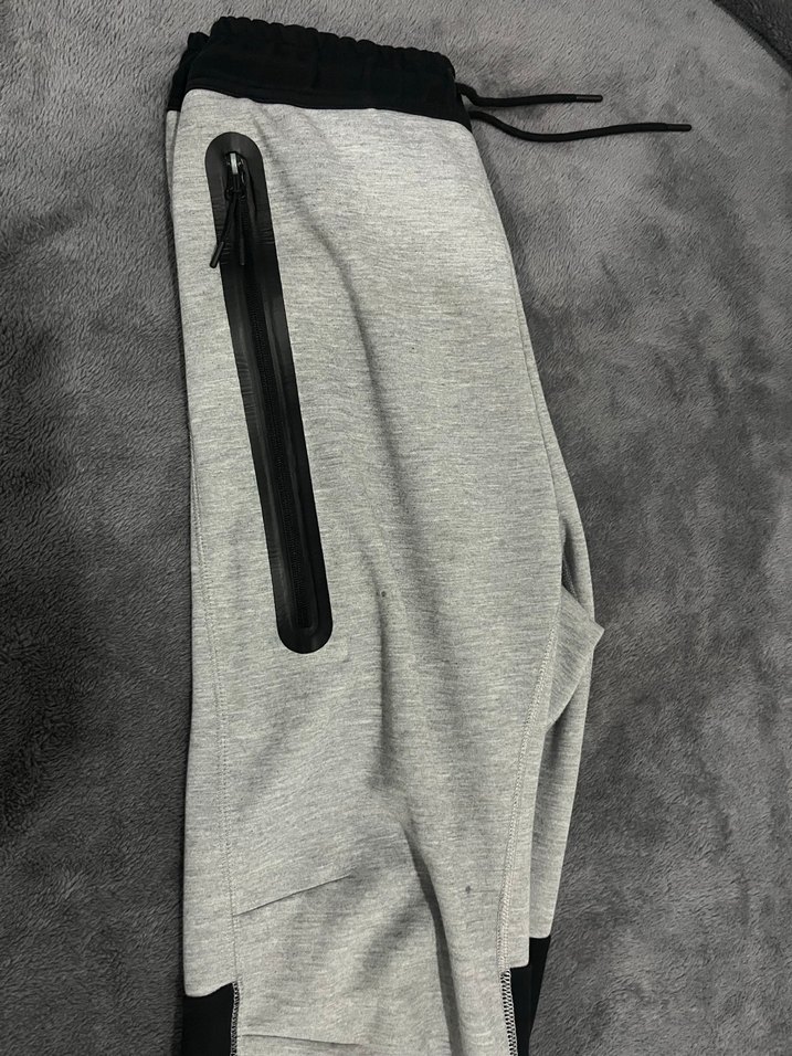 Nike Tech Gri eşofman Altı - Görsel 2