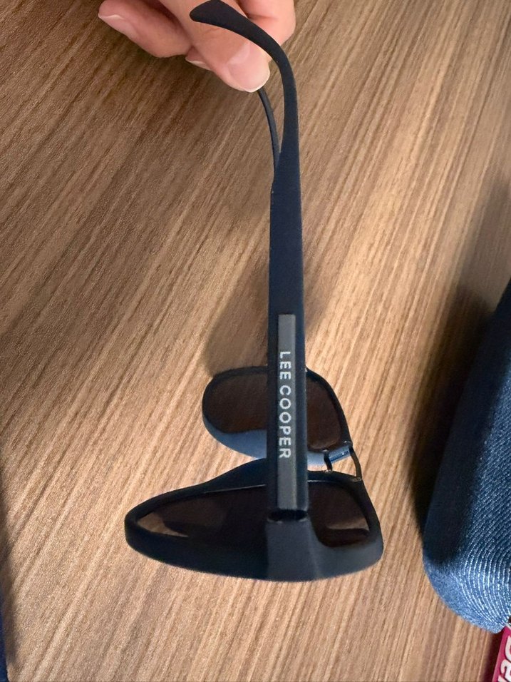 Mavi erkek Güneş Gözlüğü ve Fermuarlı Kılıf - Görsel 3