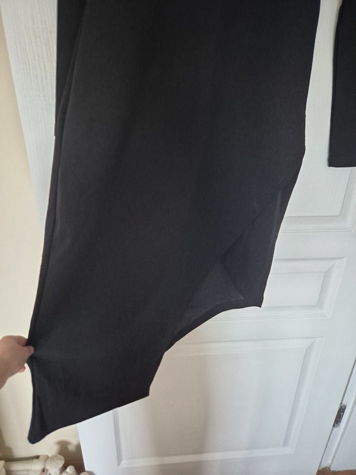 Siyah Uzun Kollu Drapeli Uzun Elbise - Görsel 2