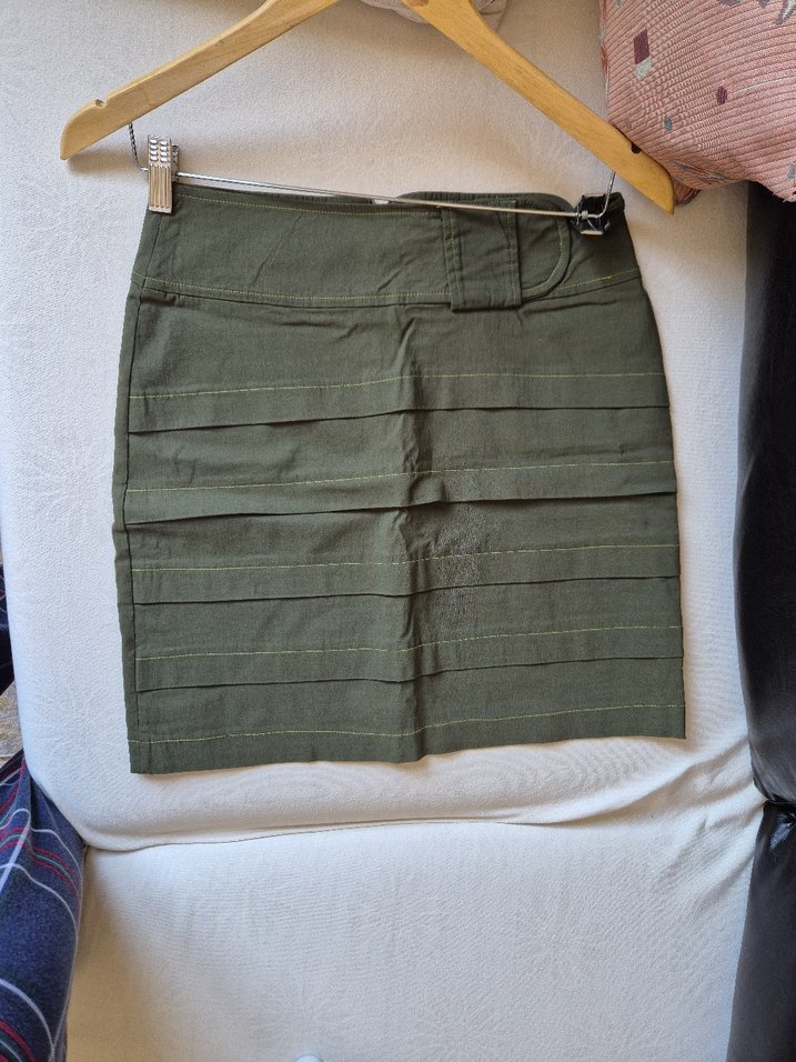 Haki Keten Mini Pilili Etek - Görsel 3