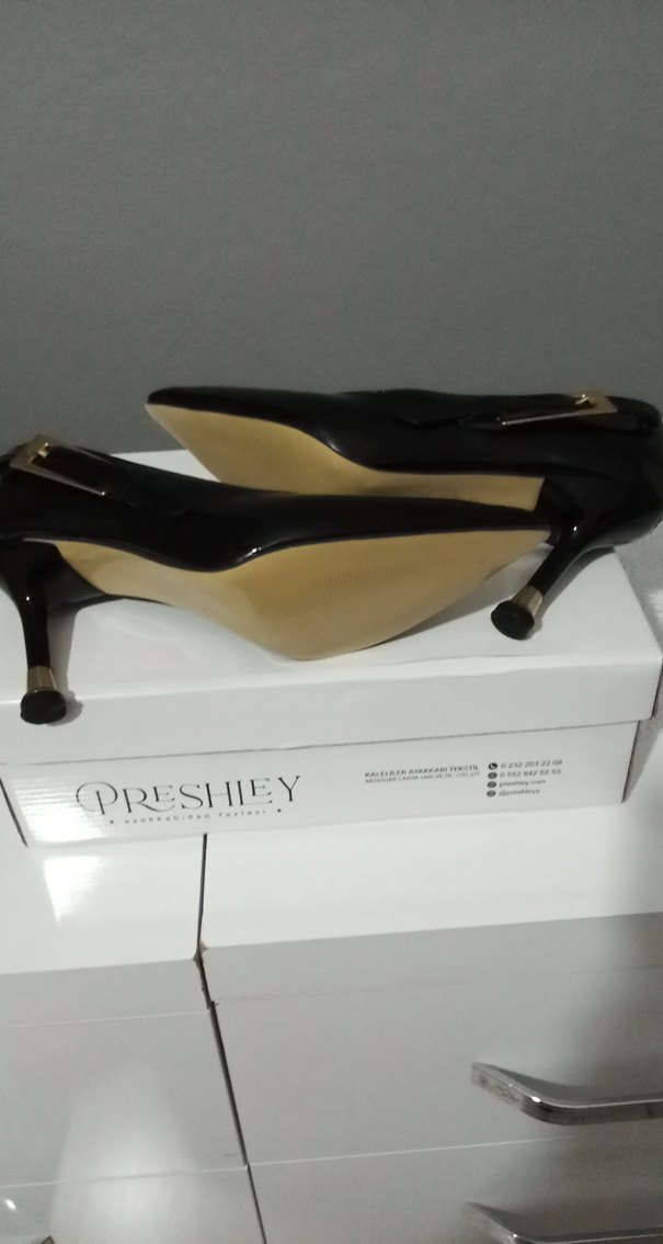 Siyah Tokalı Stiletto Topuklu Kadın Ayakkabı - Görsel 3