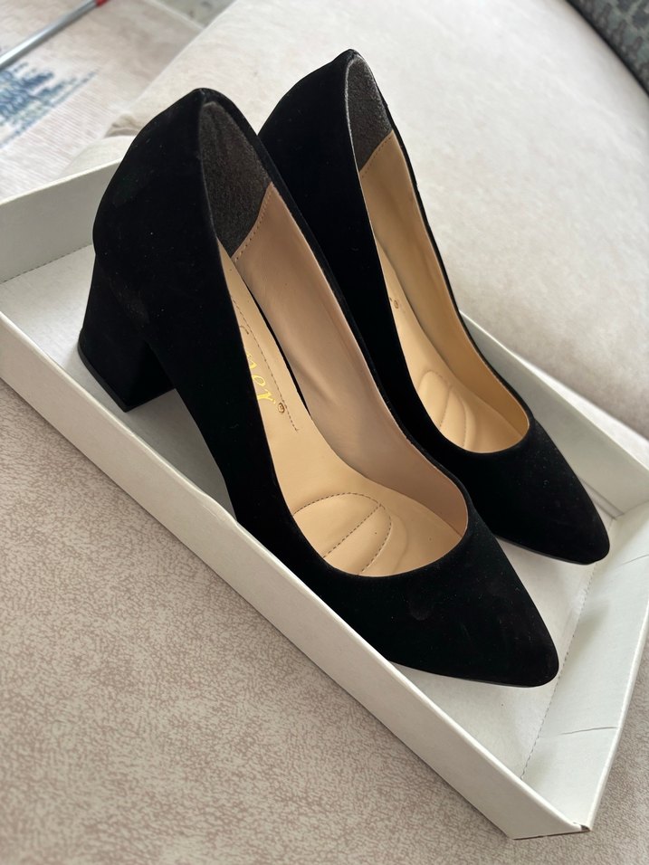 Siyah Süet Kadın Topuklu Ayakkabı - Görsel 3