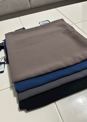 Levidor Medine İpeği Eşarp - Görsel 2